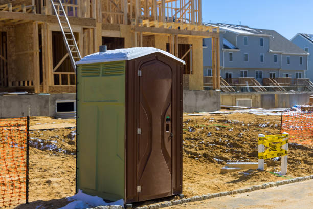Best Porta potty delivery and setup  in Lapel, IN