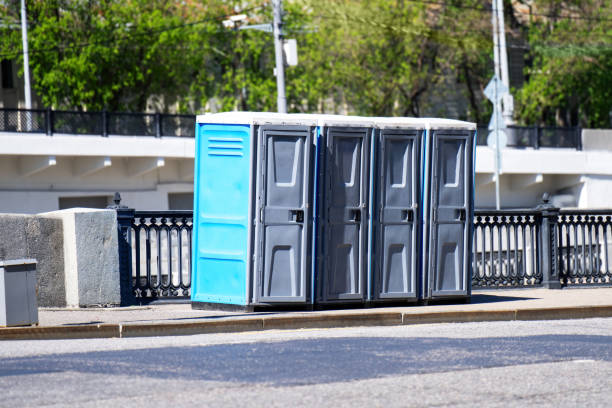 Porta potty delivery and setup in Lapel, IN